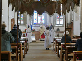 Pfingstmontag in St. Crescentius (Foto: Karl-Franz Thiede)